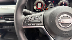 Nissan Juke 1.0 DiG-T N-Connecta 5dr Petrol Hatchback